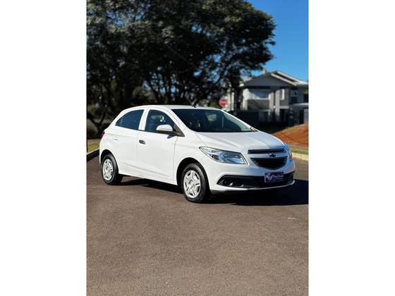 CHEVROLET ONIX 1.0 MPFI LT 8V FLEX 4P MANUAL CHEVROLET ONIX 1.0 MPFI LT 8V FLEX 4P MANUAL